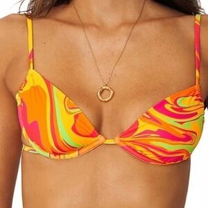 WeWoreWhat Underwire Bikini Top Paradise Marble Cherry Red Large